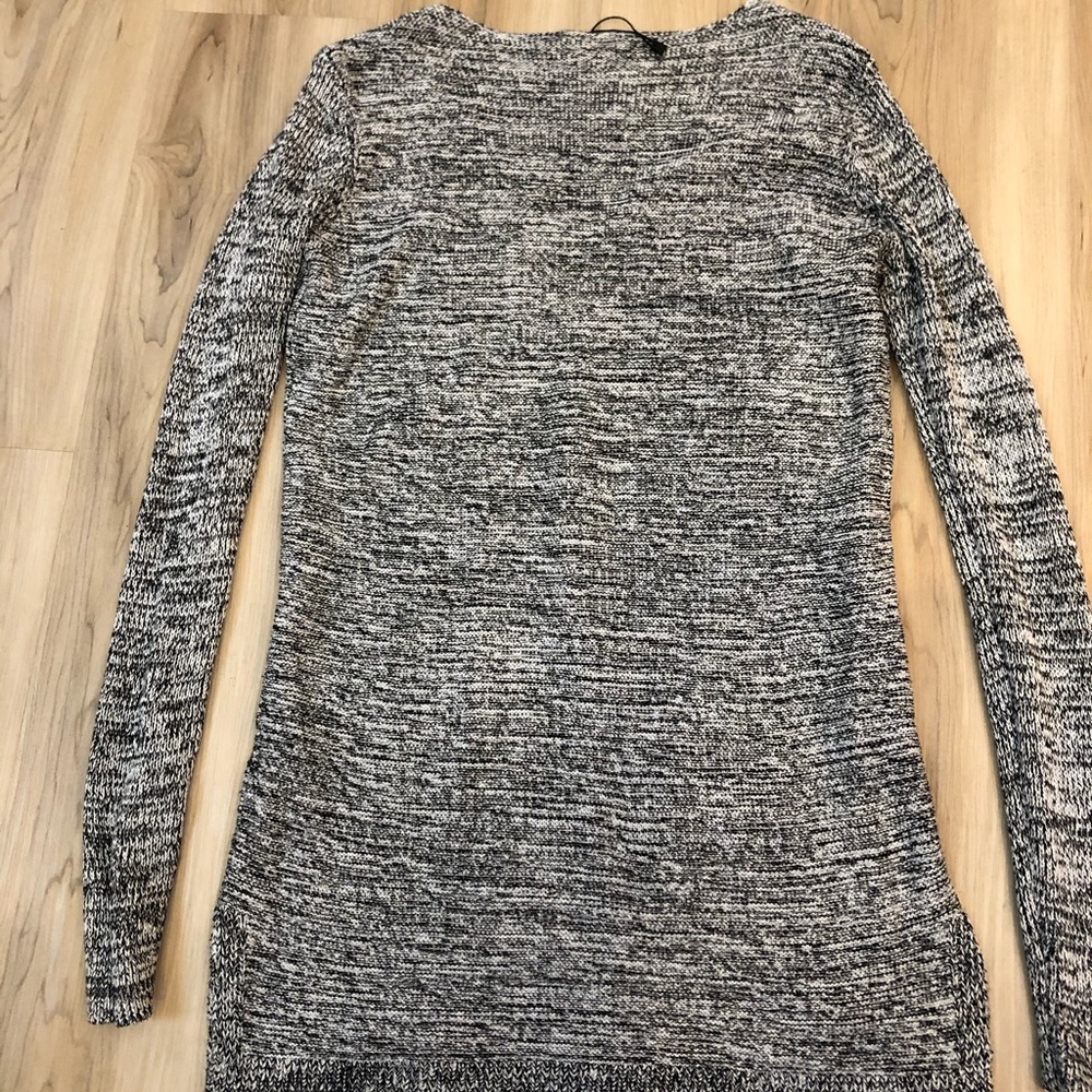 Dynamite Sweater - Picture 4 of 5
